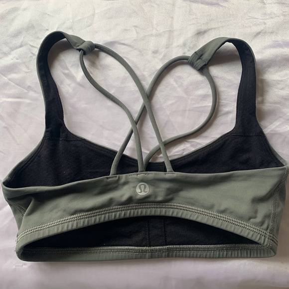 lululemon free to be bra size 2 - Picture 2 of 3